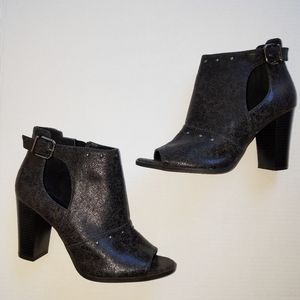 Simply Vera Vera Wang Ankle Boots size 9.5